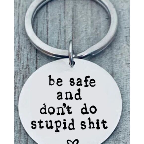 New Don't Do Stupid Keychain, 1 Pc - Picture 2 of 9
